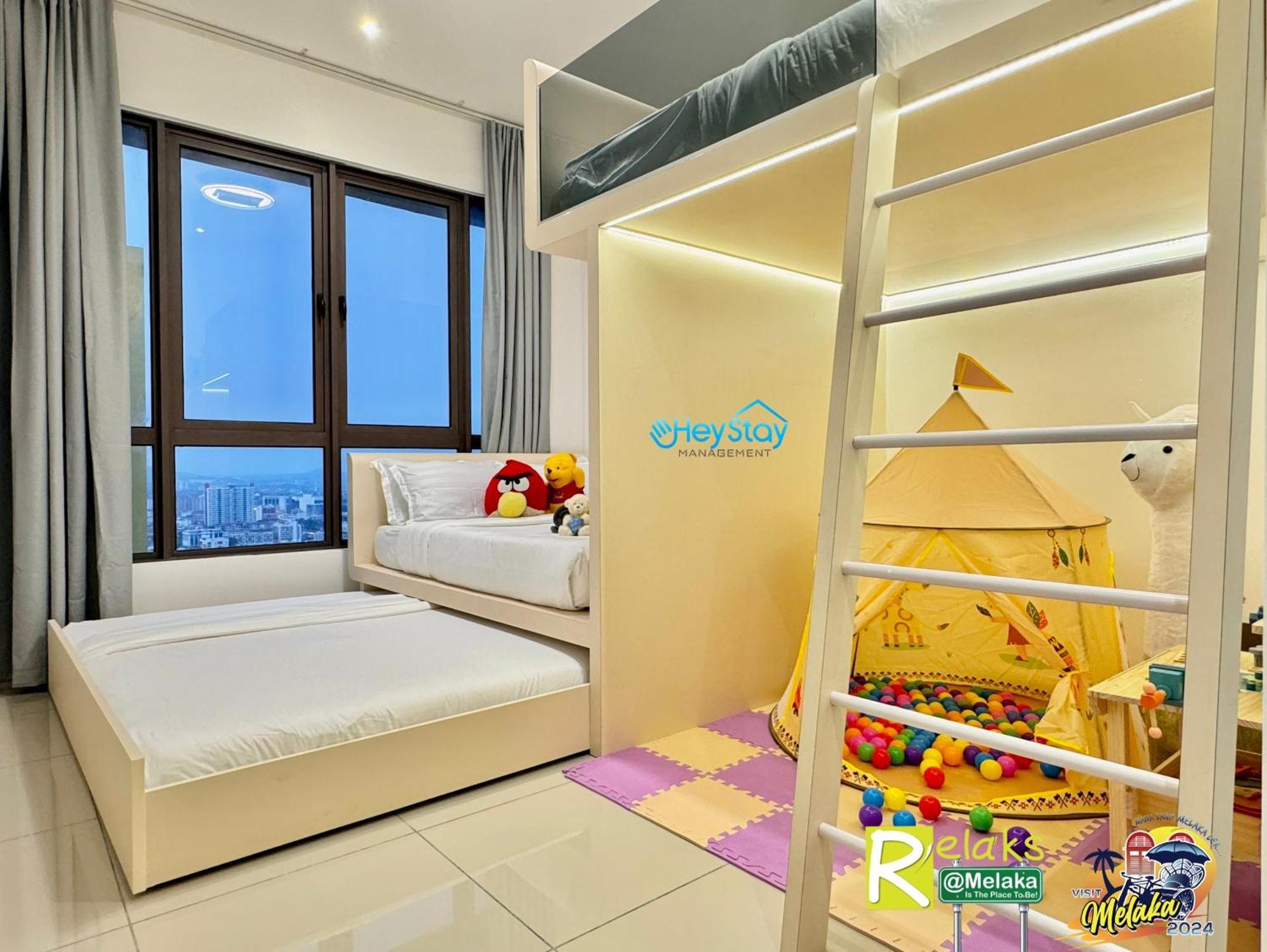 Bali Residence Melaka By Heystay Management エクステリア 写真